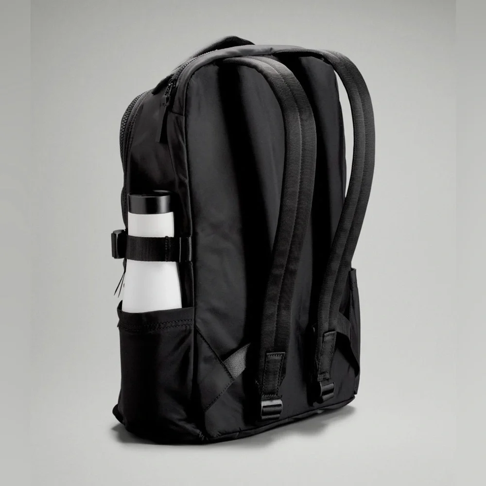 NWT Lululemon New Crew Black Backpack 22L